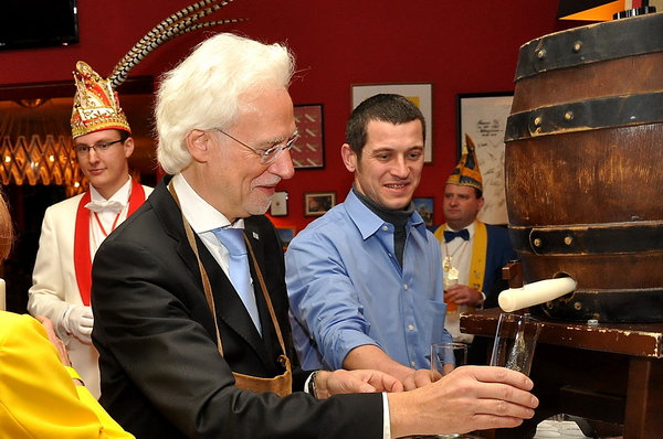 P_Party2011   016.jpg